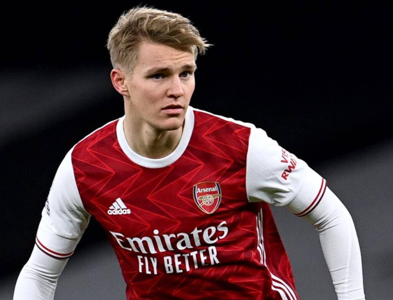 歐冠賽前阿爾特塔力挺厄德高：傷病影響出場(chǎng)，隊長(cháng)之位穩固